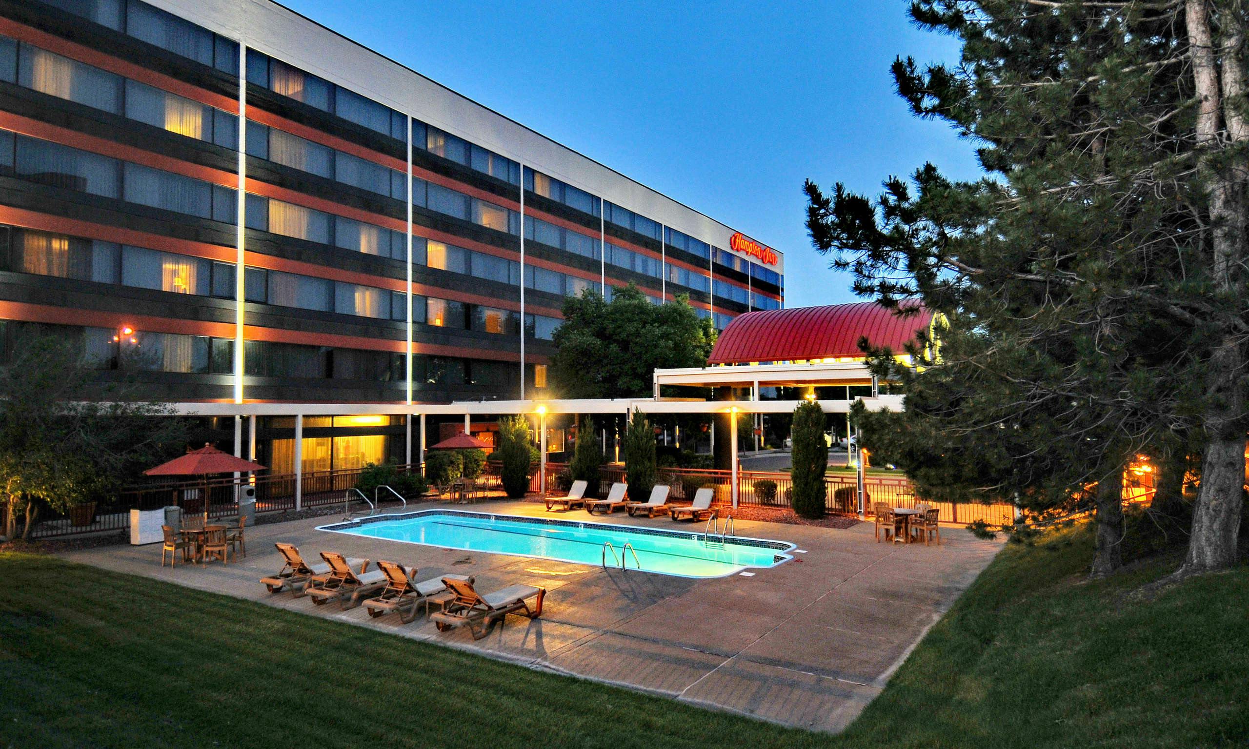 last minute hotel deals denver co